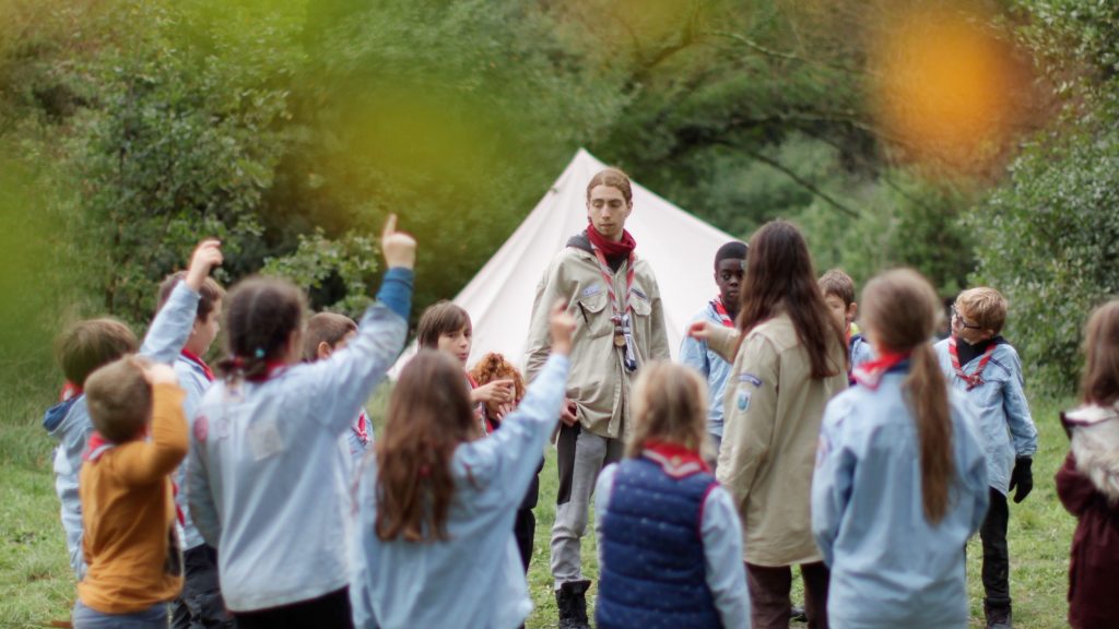 Éclaireuses et Éclaireurs de la Nature : former des citoyennes et citoyens éclairé·e·s